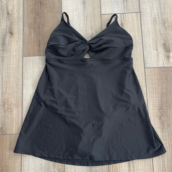 Old Navy Black Twist-Front Swim Dress Size Large - Picture 5 of 15